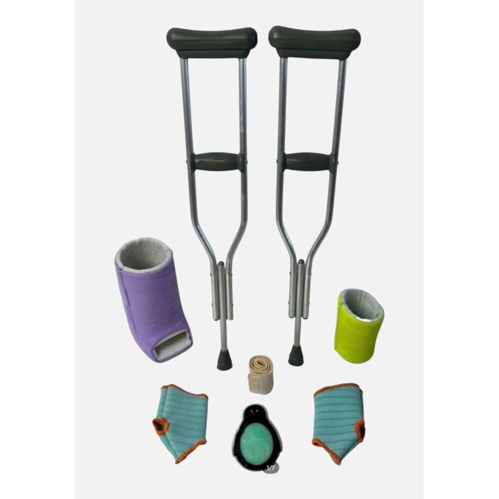 American Girl Doll Feel Better Crutches and Cast Ice Pack 8-Piece Set
